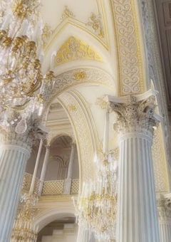 " 不慣れな2人を 舞台まで誘う "