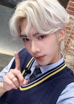 推しと同じクラスになって人生変わった