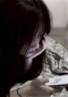 死にたい今日も＿＿＿ ．